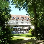 Du Royallieu 3* Compiègne