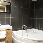 Du Royallieu 3* Compiègne