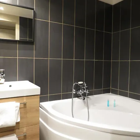 Du Royal Lieu 3* Compiègne