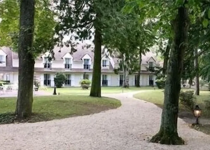 Hotel Du Royallieu 3*