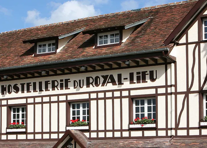 Du Royallieu 3* Compiègne